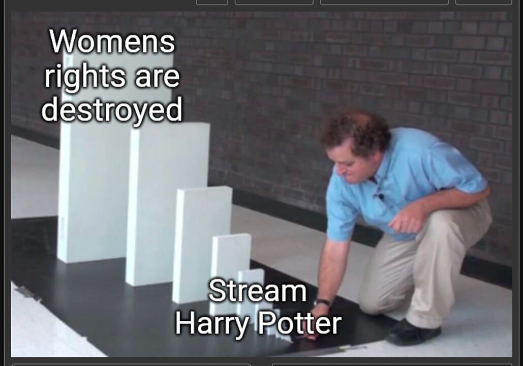 1000033679